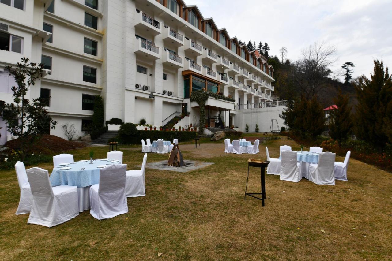 Mastiff Grand Manali Resort Exteriör bild